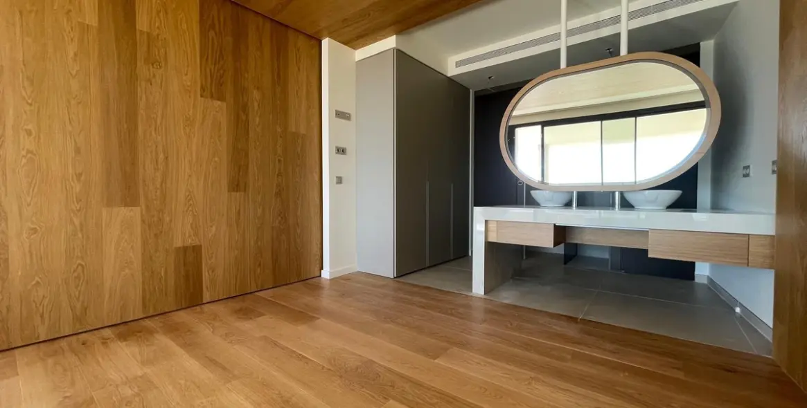 Продажа апартаментов на среднем этаже в Higueron 37