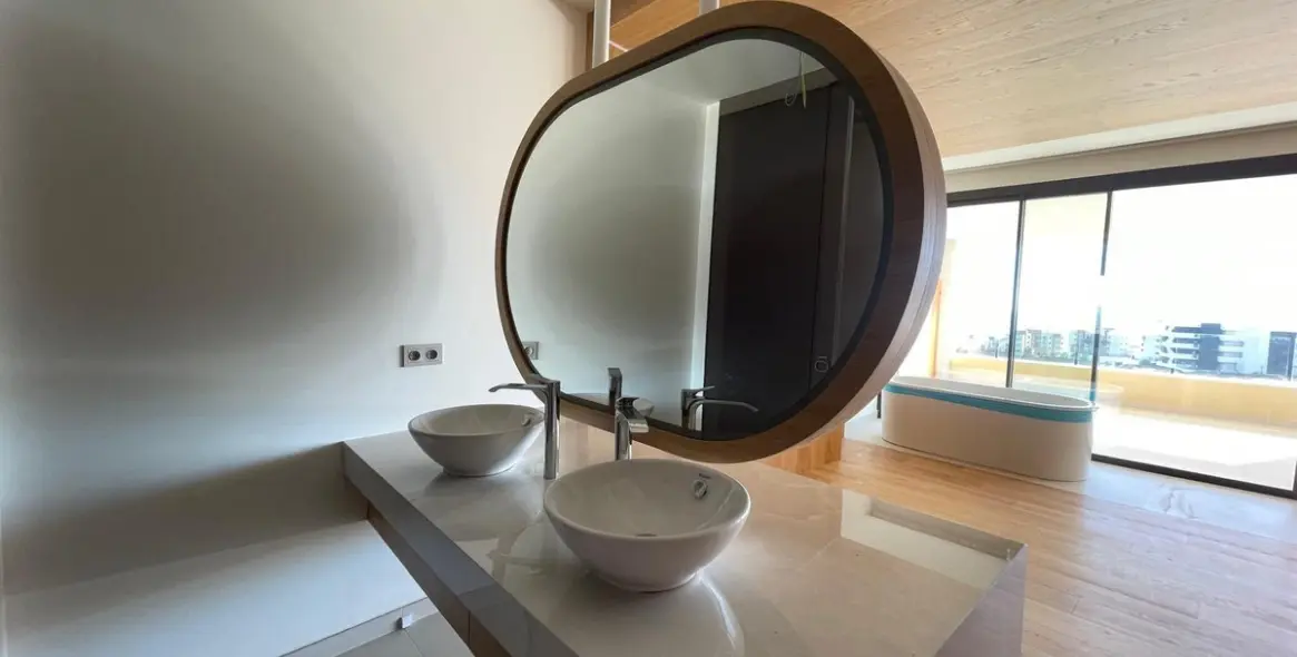 Продажа апартаментов на среднем этаже в Higueron 38