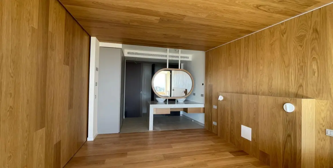 Продажа апартаментов на среднем этаже в Higueron 43