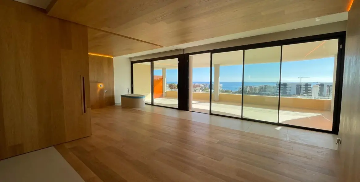 Продажа апартаментов на среднем этаже в Higueron 47