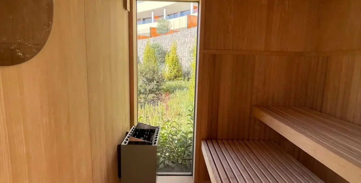 Продажа апартаментов на среднем этаже в Higueron 52