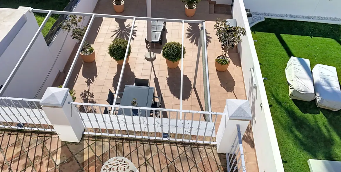 Sale of semi-detached house in Estepona 3