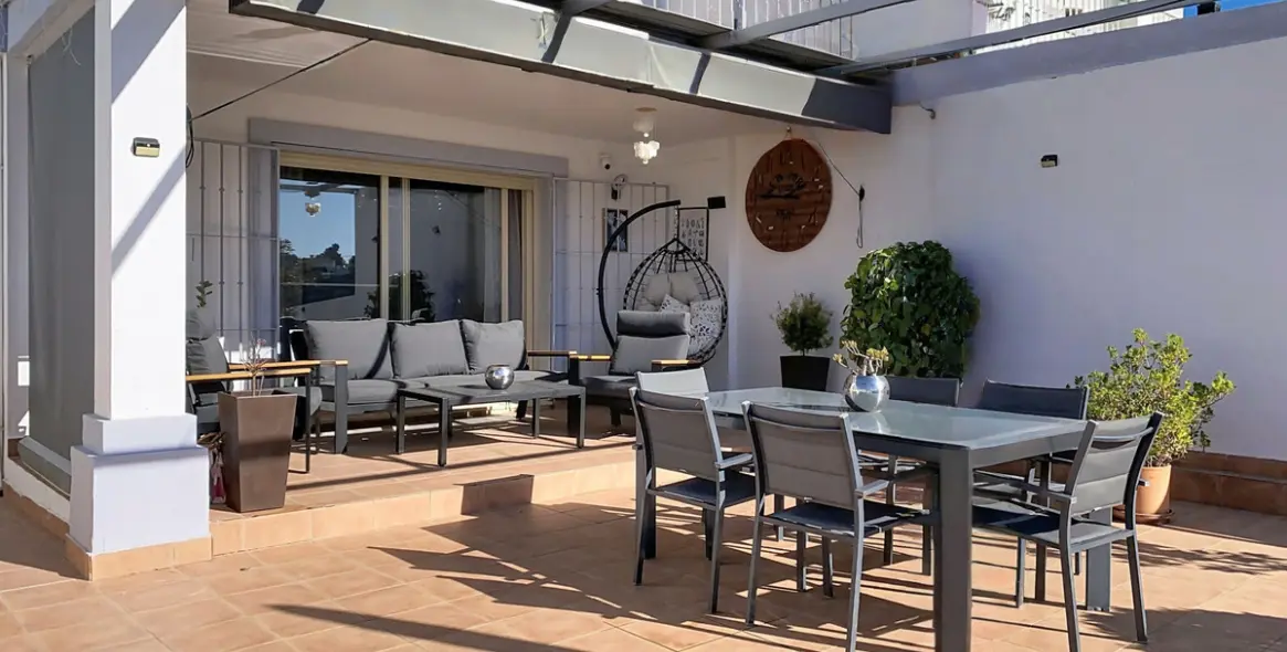 Sale of semi-detached house in Estepona 4