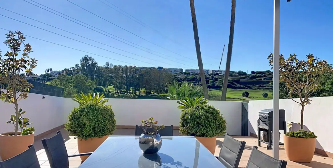 Sale of semi-detached house in Estepona 5