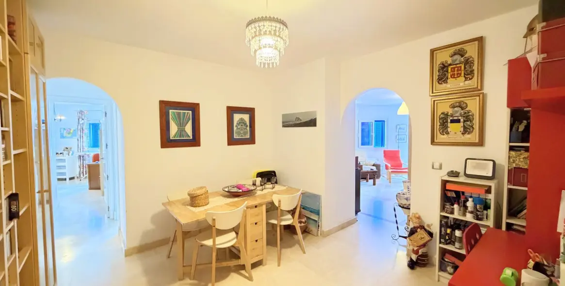 Sale of ground floor apartment in San Luis de Sabinillas 20