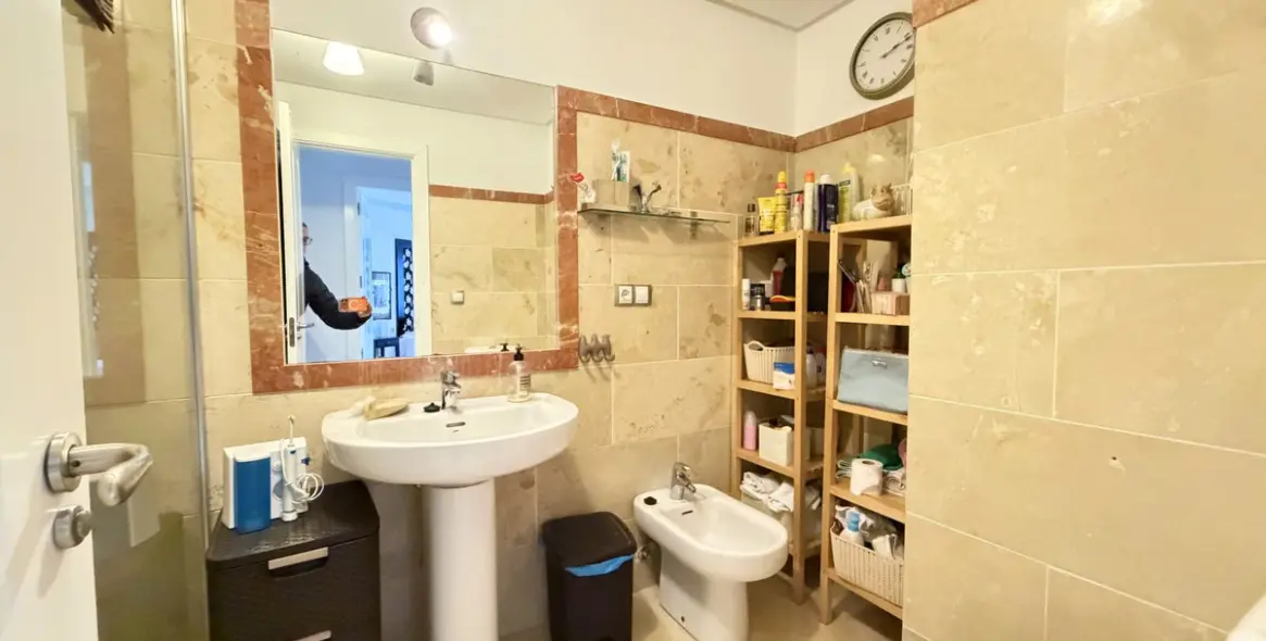 Продажа апартаментов на первом этаже в San Luis de Sabinillas 25