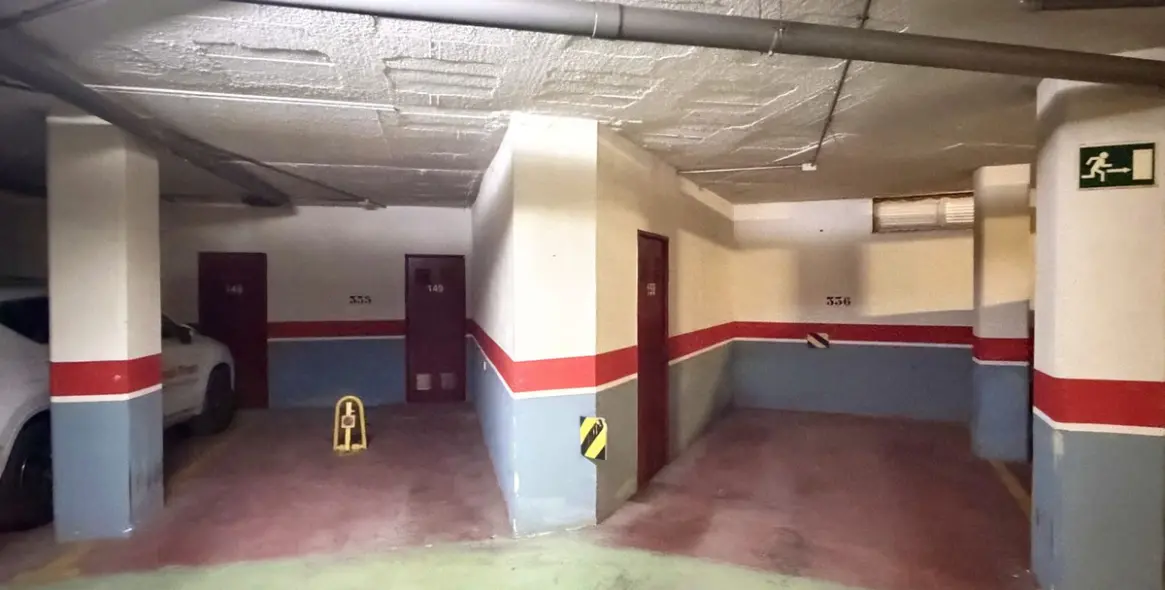 Продажа апартаментов на первом этаже в San Luis de Sabinillas 39