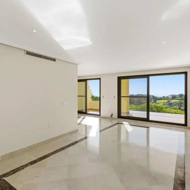 Sale of penthouse duplex in Los Arqueros