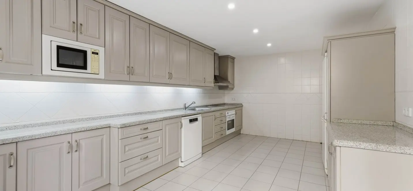 Sale of penthouse duplex in Los Arqueros 4