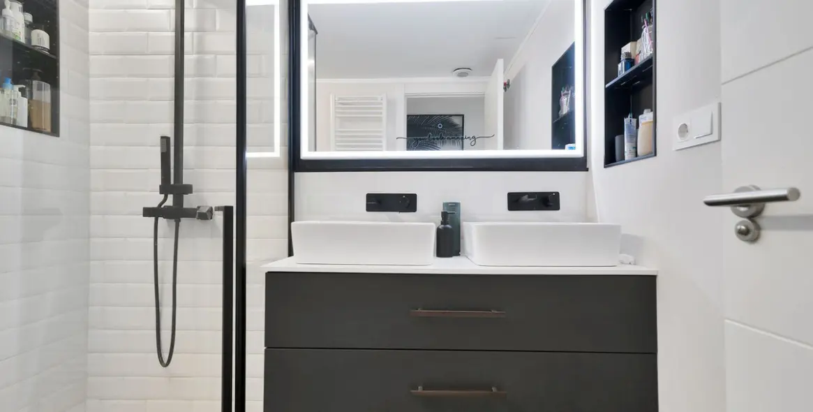 Sale of penthouse in Málaga 35