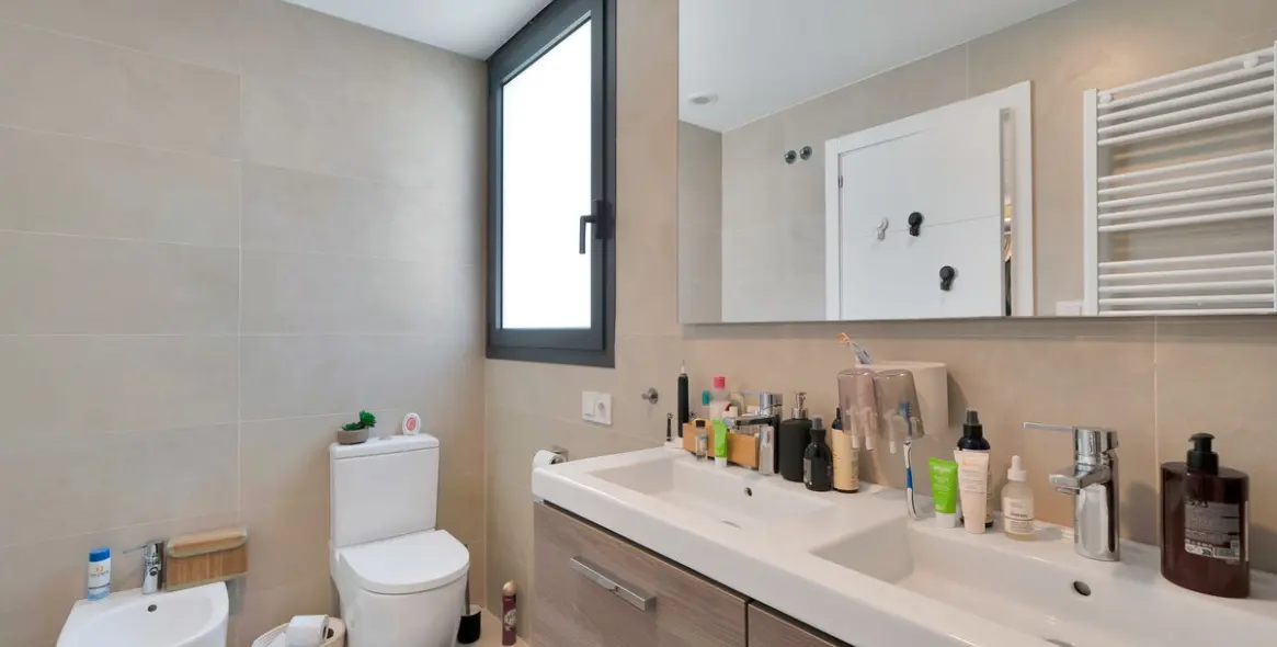 Sale of penthouse in Málaga 44