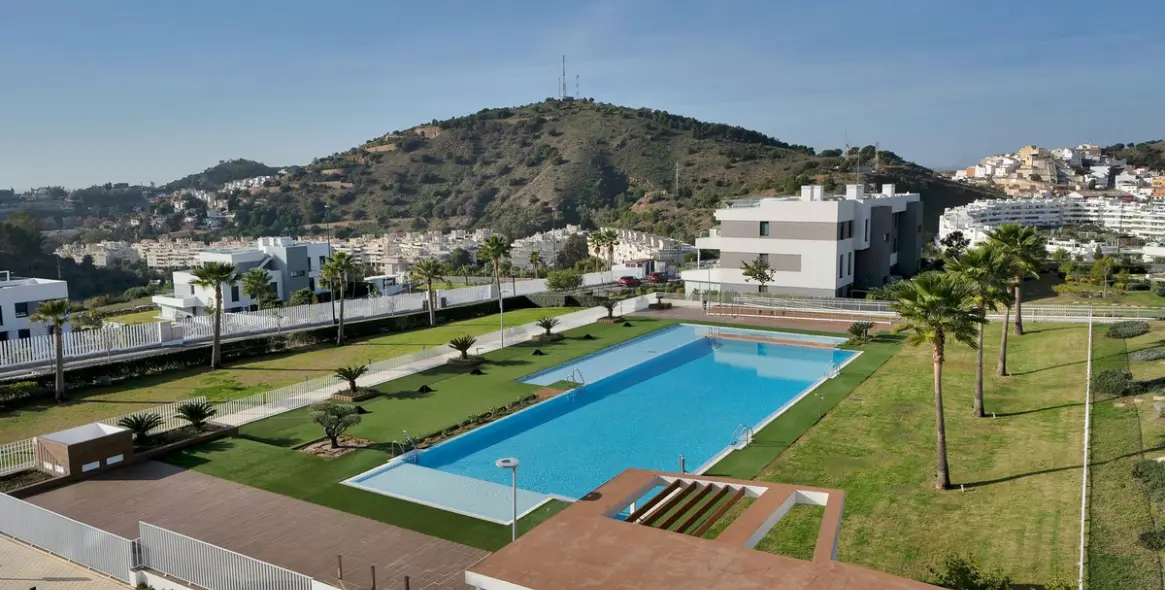 Sale of penthouse in Málaga 48