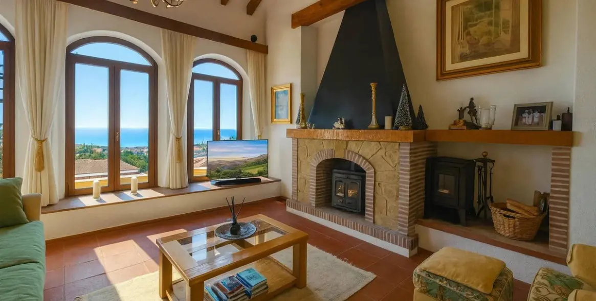 Sale of detached villa in Estepona 5