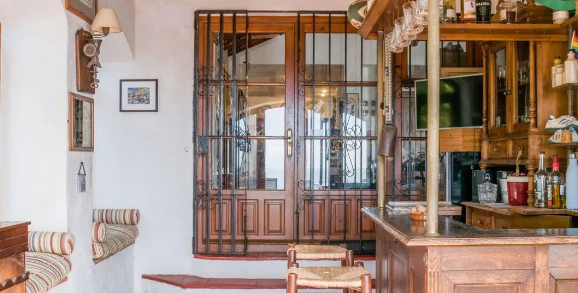 Продажа  отдельно стоящей виллы в Estepona 36