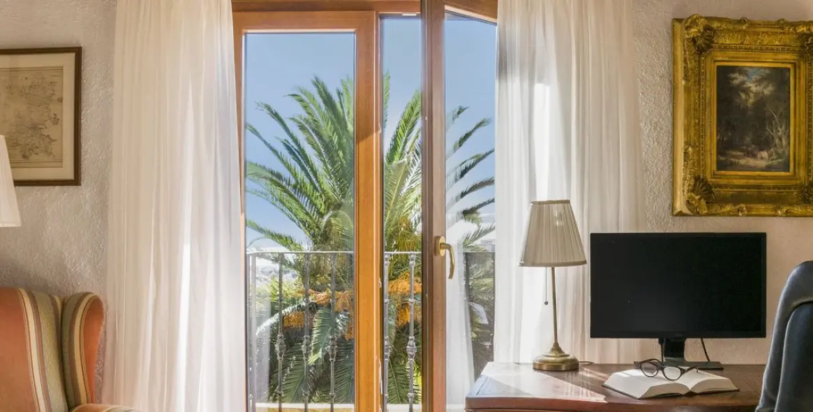 Продажа  отдельно стоящей виллы в Estepona 45