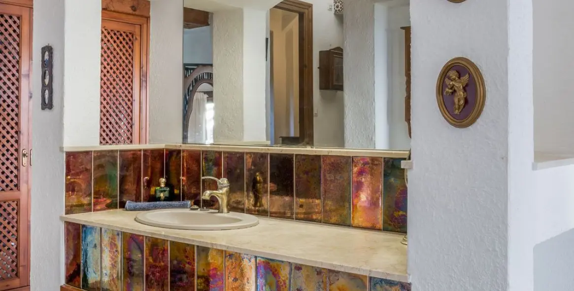 Продажа  отдельно стоящей виллы в Estepona 67