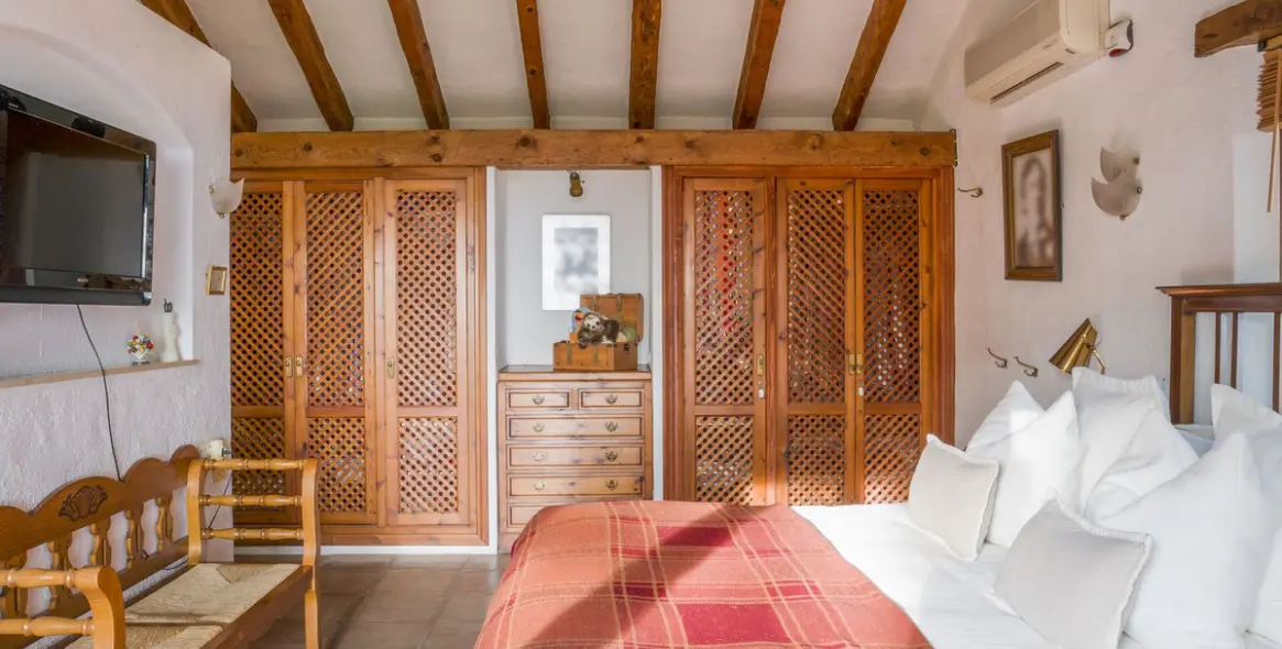 Продажа  отдельно стоящей виллы в Estepona 69