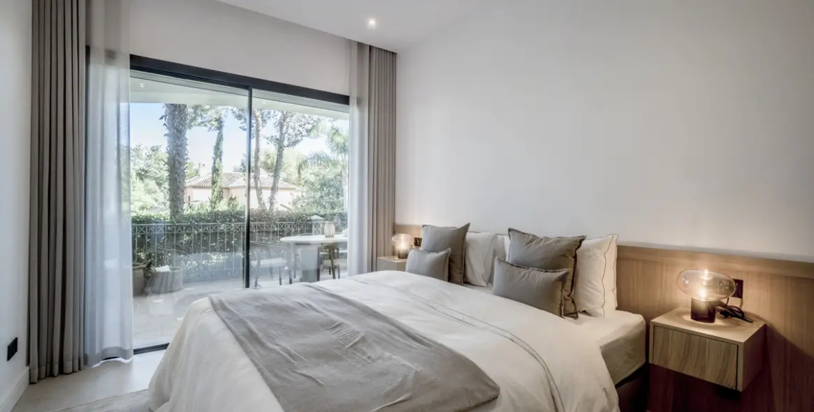 Sale of ground floor apartment in Sierra Blanca 14