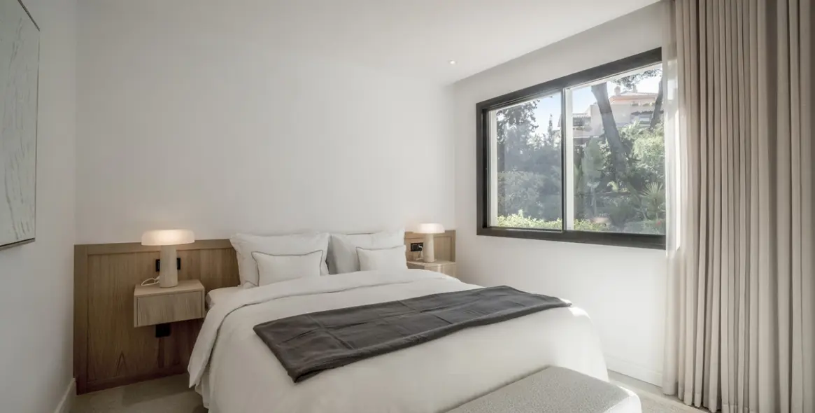 Sale of ground floor apartment in Sierra Blanca 17