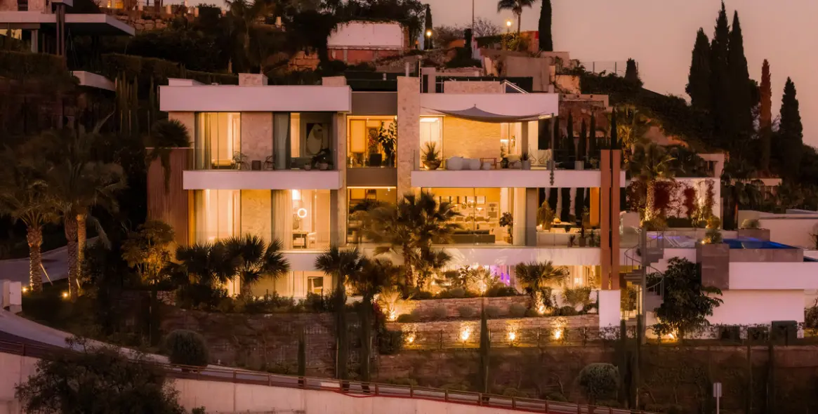 Sale of detached villa in La Quinta 2