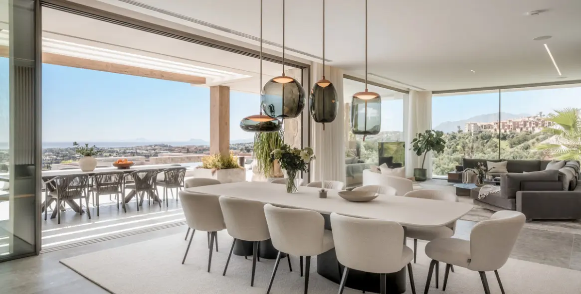 Sale of detached villa in La Quinta 9