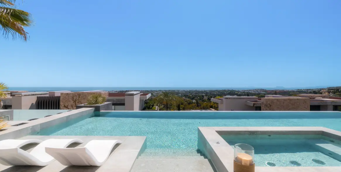 Продажа  отдельно стоящей виллы в La Quinta 22