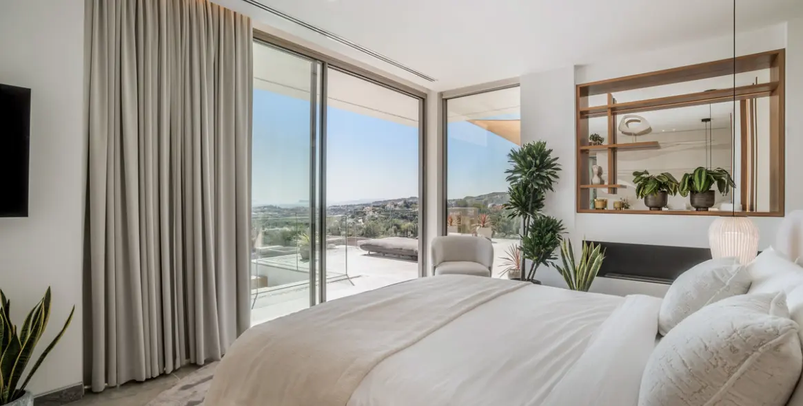 Продажа  отдельно стоящей виллы в La Quinta 30