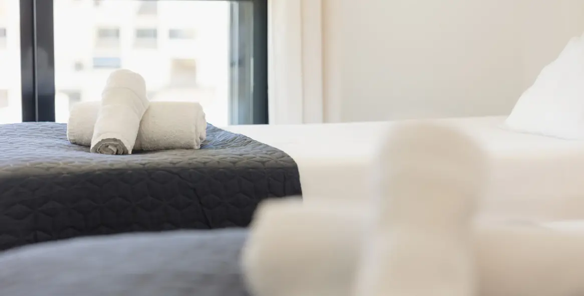 Short-term rent of middle floor apartment in Estepona 35