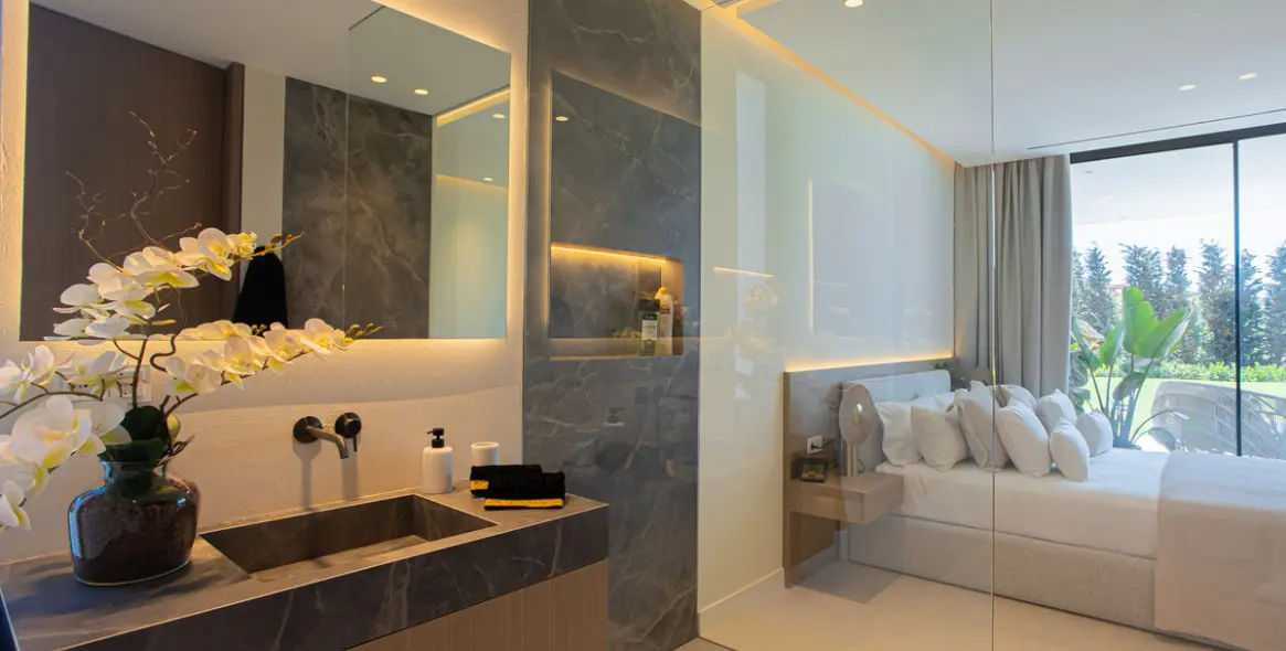 Продажа  отдельно стоящей виллы в Los Monteros 19