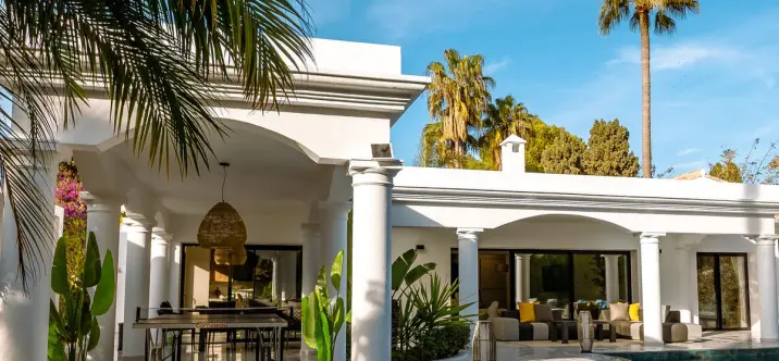 Long-term rent of detached villa in El Paraiso 1