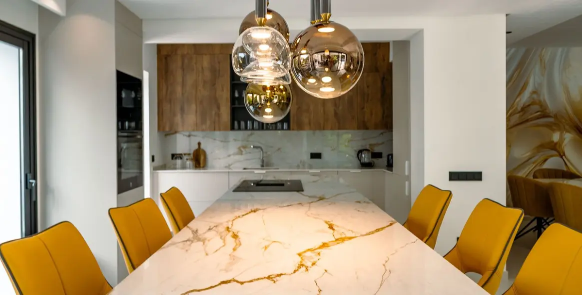 Long-term rent of detached villa in El Paraiso 19