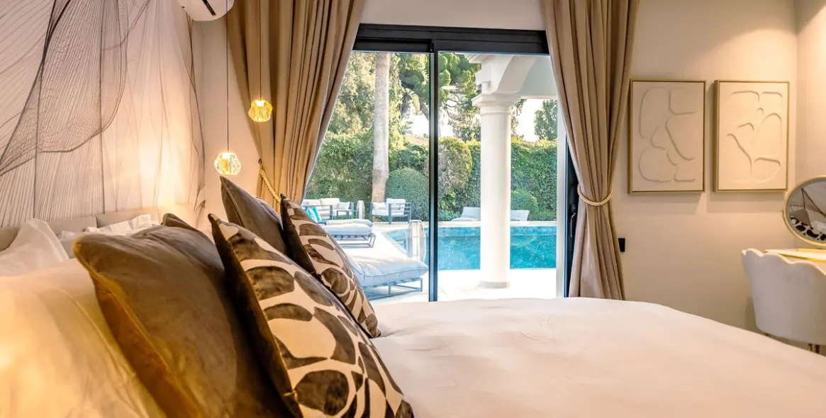 Long-term rent of detached villa in El Paraiso 20