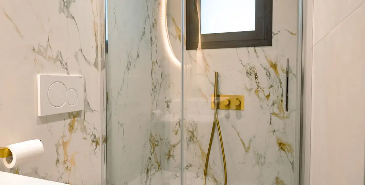 Alquiler a largo plazo de villa independiente en El Paraiso 26