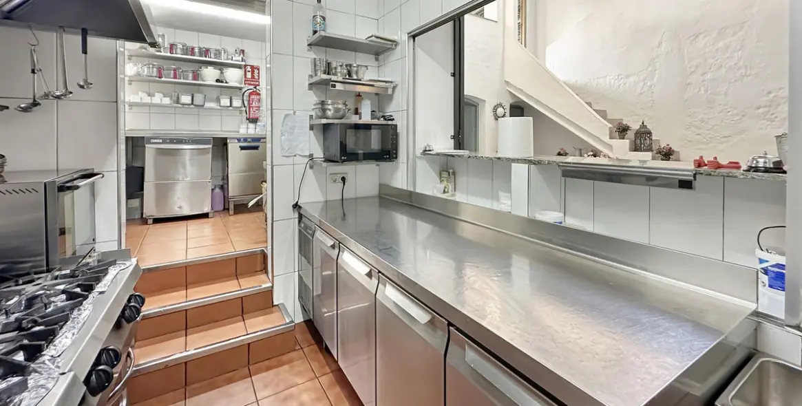 Long-term rent of restaurant in Alhaurín el Grande 23