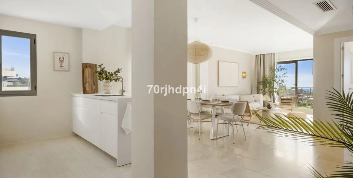 Продажа пентхауса в Estepona 1