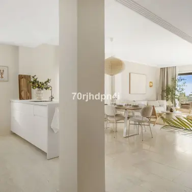 Продажа пентхауса в Estepona