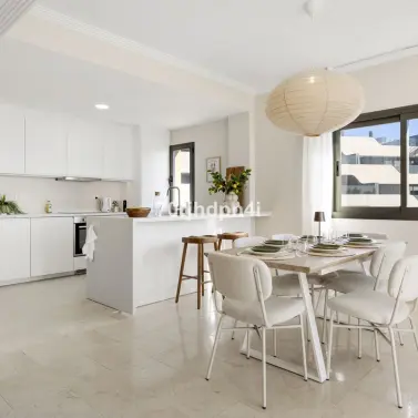 Продажа пентхауса в Estepona