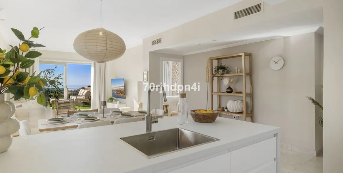 Продажа пентхауса в Estepona 7