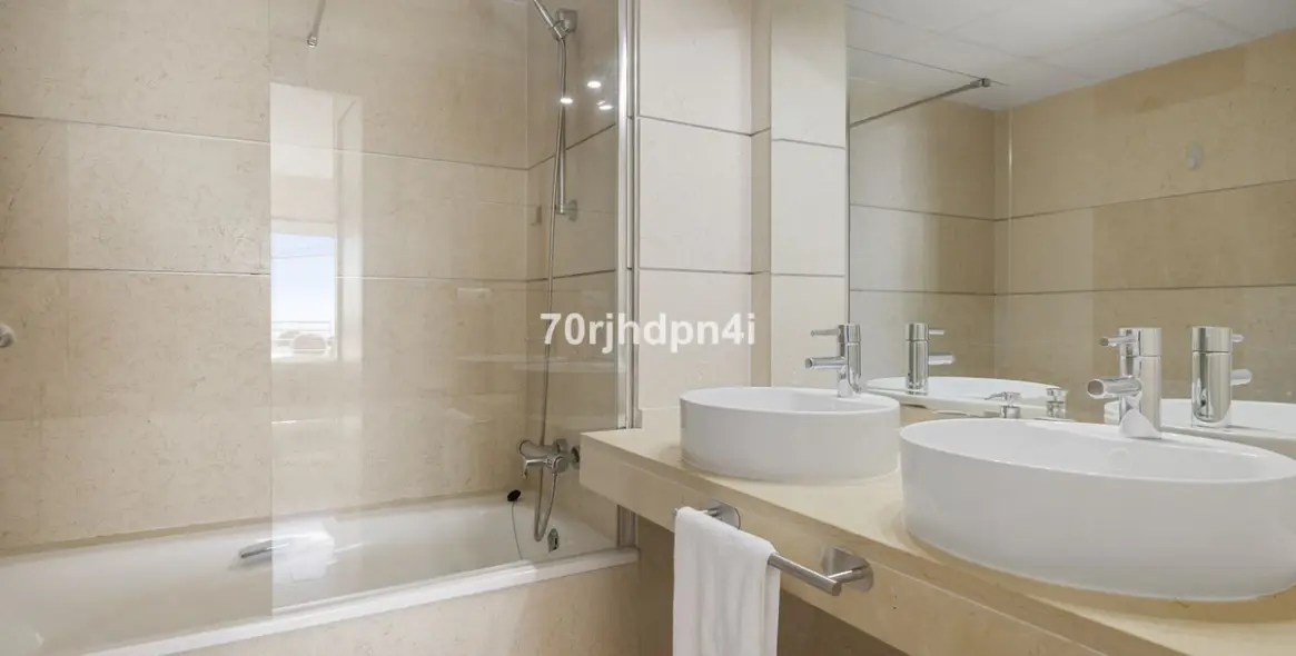 Продажа пентхауса в Estepona 14