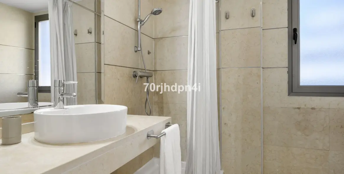 Продажа пентхауса в Estepona 20