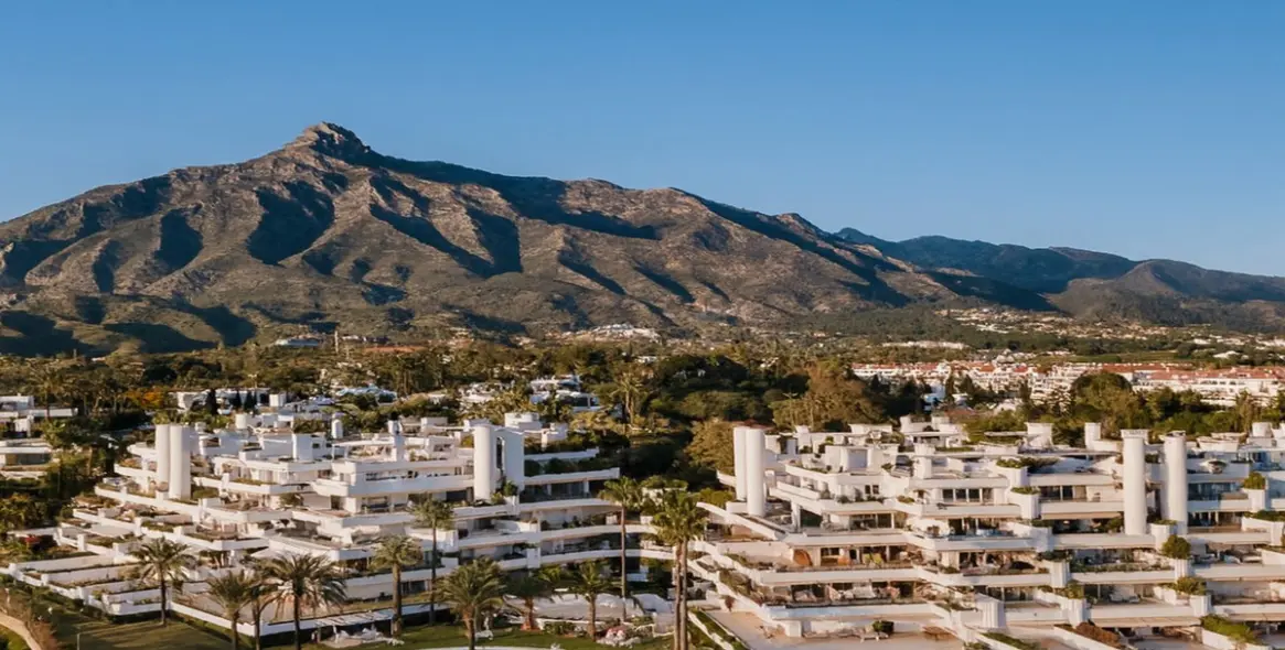 Sale of ground floor apartment in The Golden Mile 1
