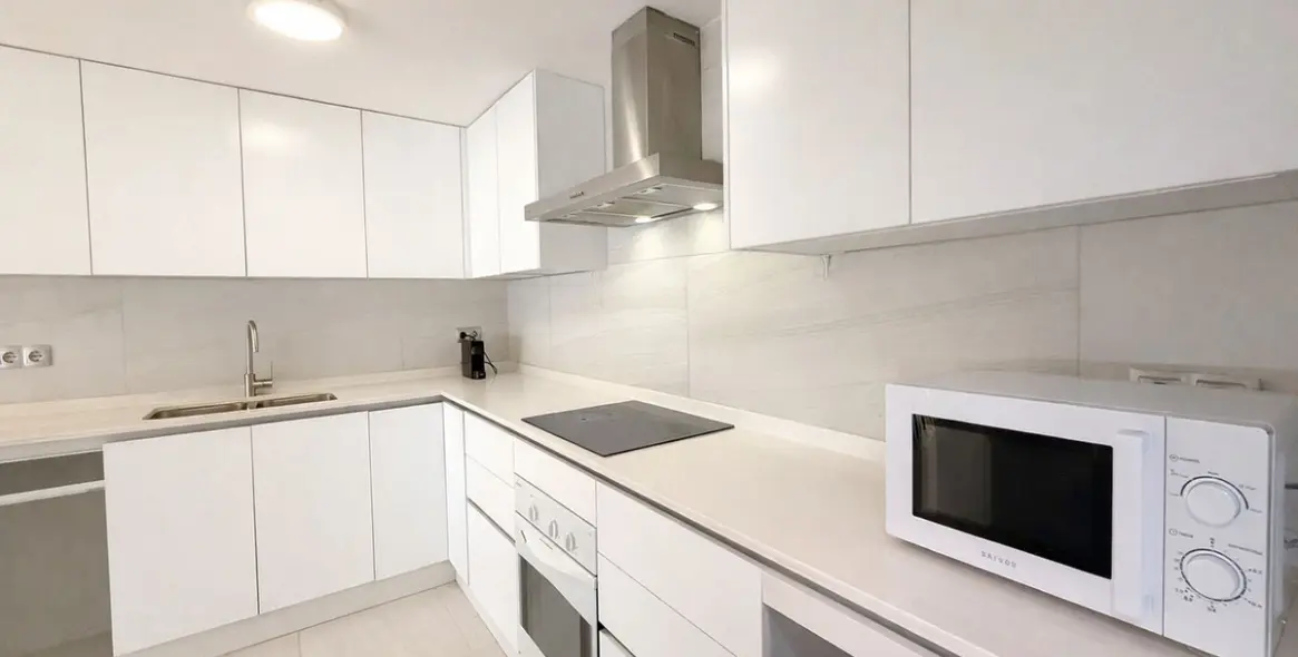Sale of ground floor apartment in The Golden Mile 6