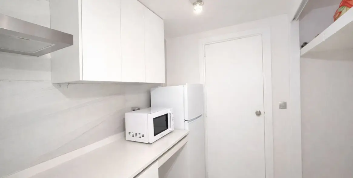 Sale of ground floor apartment in The Golden Mile 7