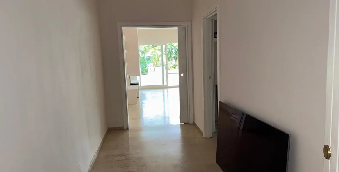 Sale of ground floor apartment in The Golden Mile 15
