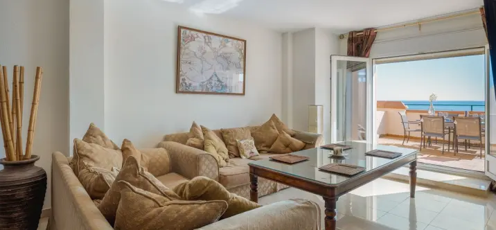 Продажа таунхауса в Estepona 2