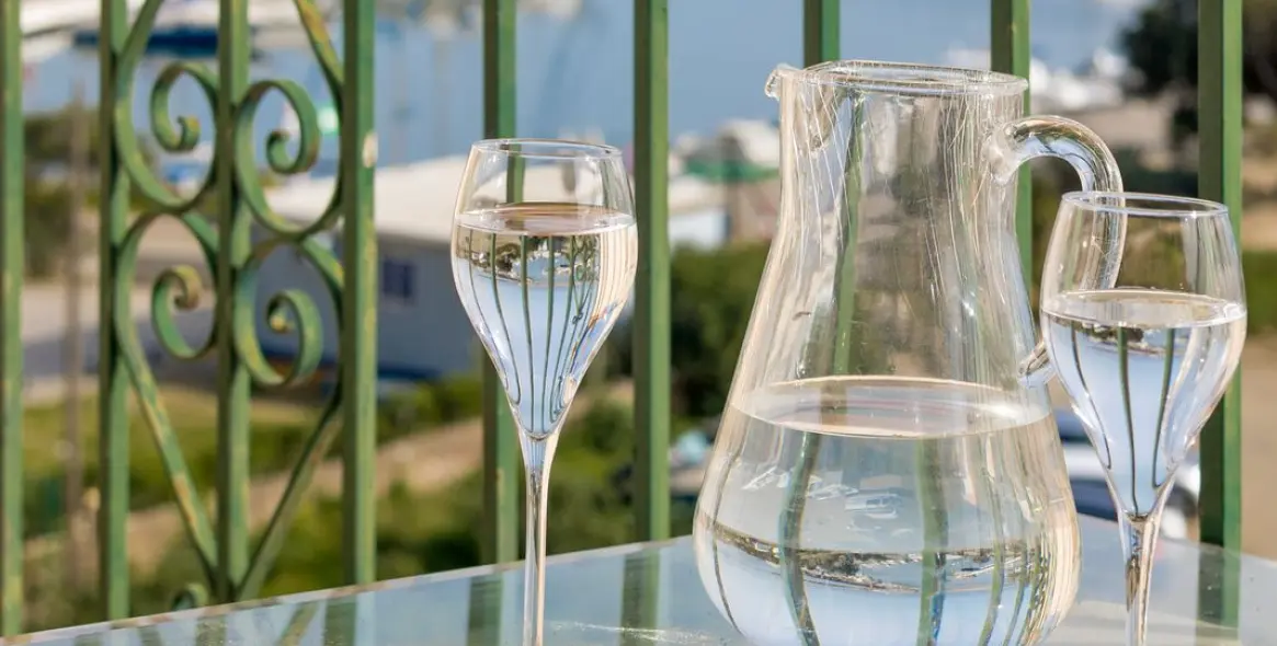 Sale of townhouse in Estepona 2