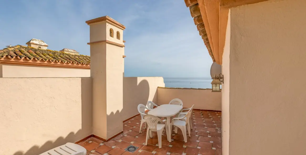 Sale of townhouse in Estepona 6