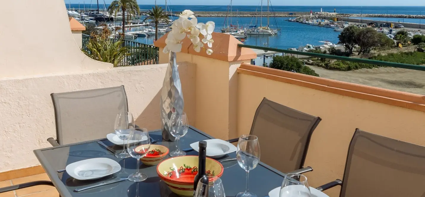 Venta de adosado en Estepona 0