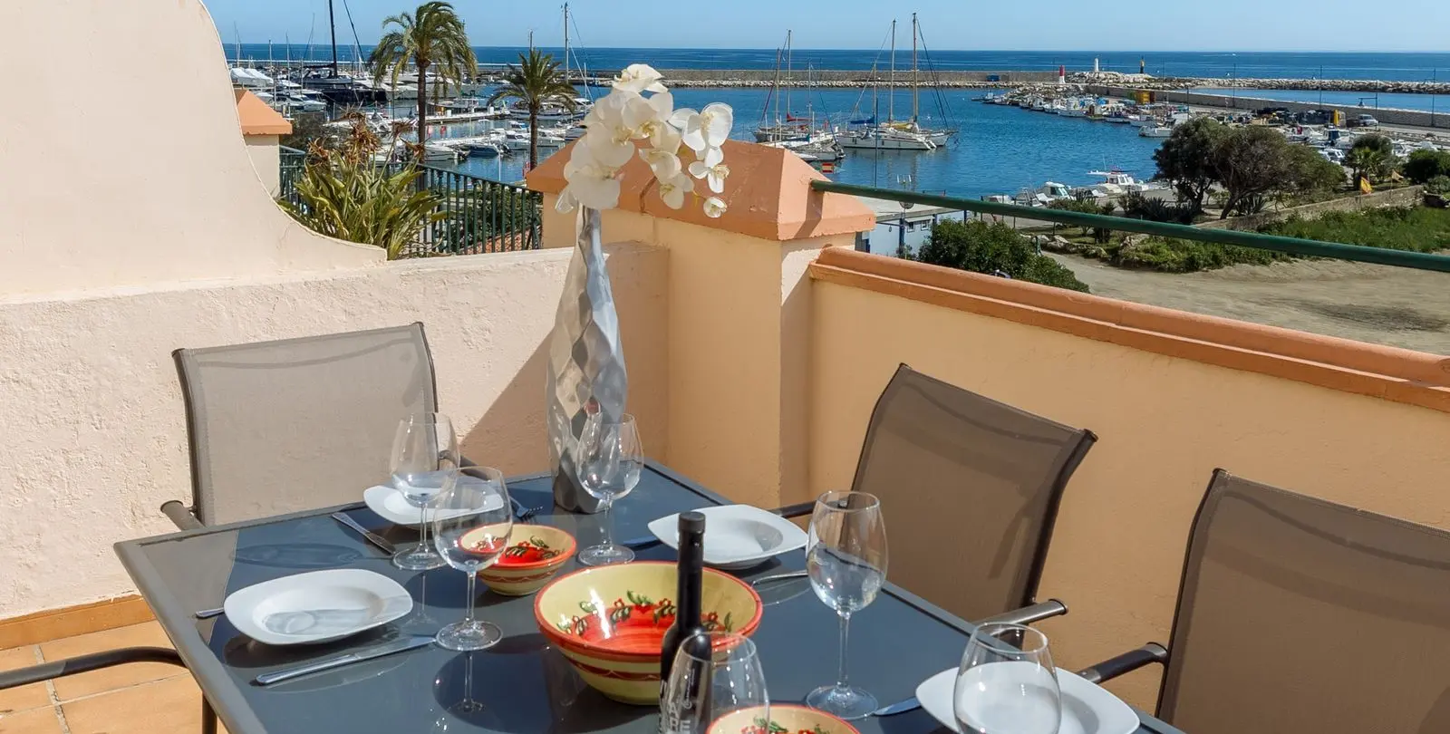 Venta de adosado en Estepona 1