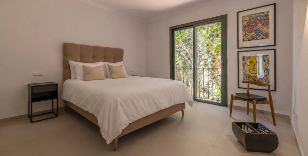 Продажа апартаментов на среднем этаже в Monte Halcones 15